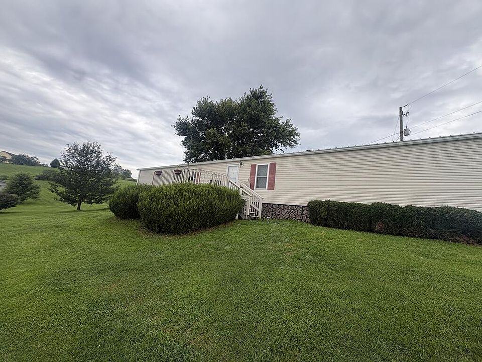 1st image of 132 Glade View Ln