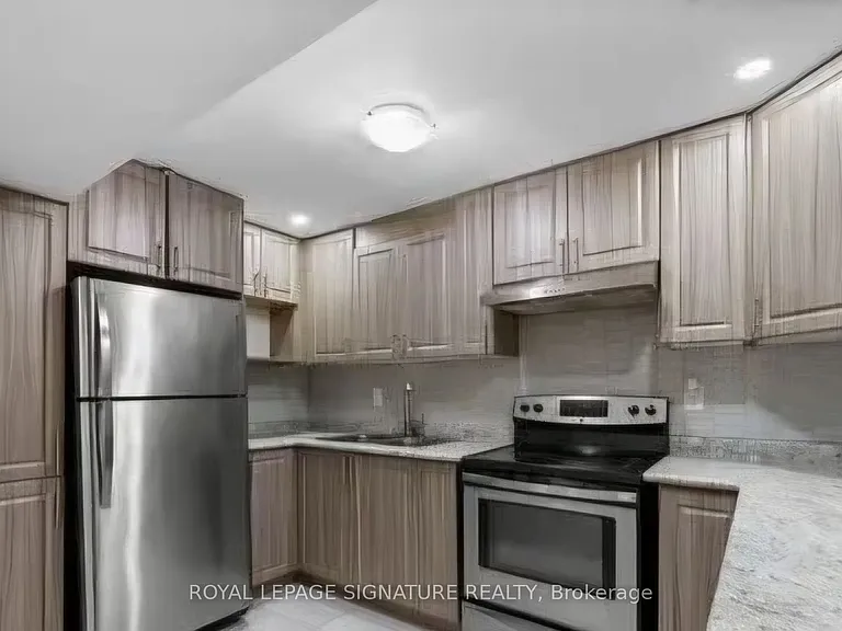 44 Selby Dr — Photo 35
