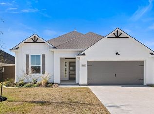 106 Jenjira Way, McGregor, TX 76657