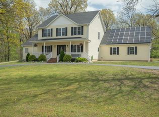 13911 Sunrise Dr, Neosho, MO 64850