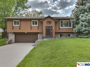 4406 Morningside Dr, Omaha, NE 68134