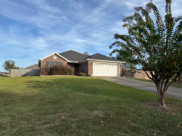 27695 Autumn Woods Cir, Loxley, AL 36551