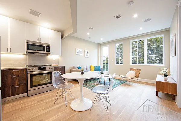 Rented by Ideal Properties Group | media 27