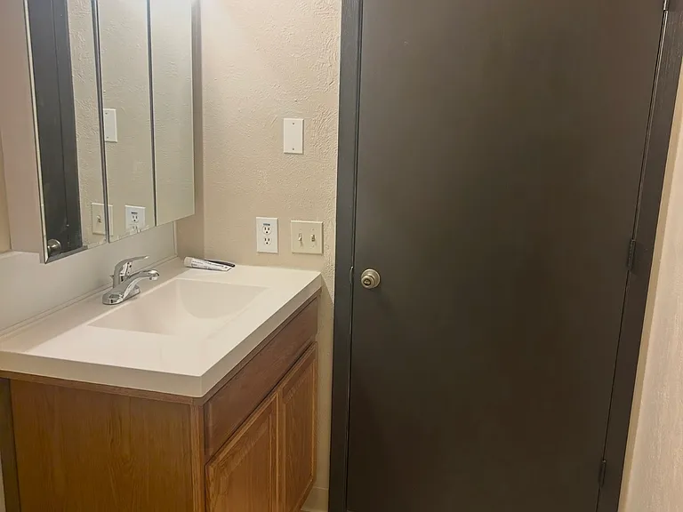 119 Greenwood Dr #1/2 — Photo 13