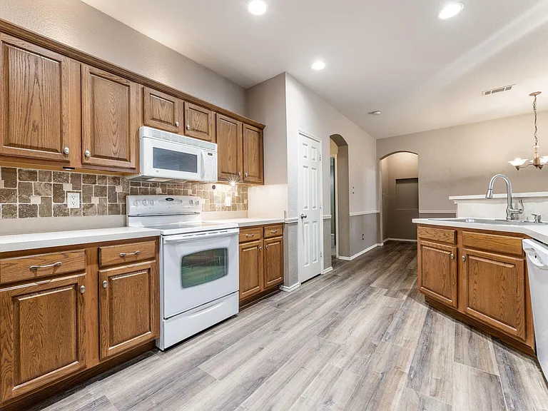 8832 Stirrup Way — Photo 22