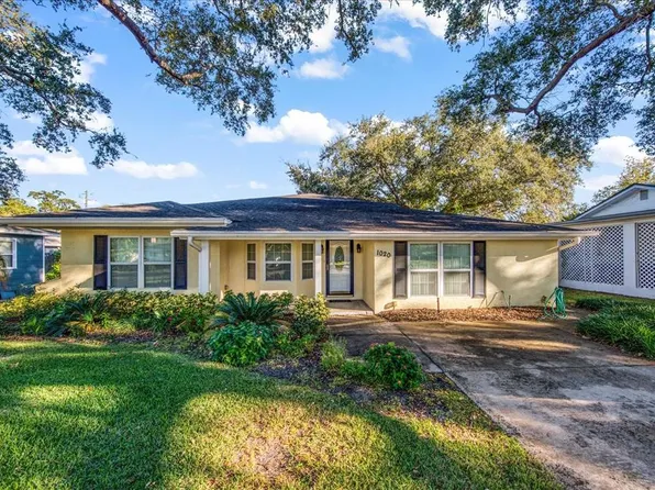 1020 2ND AVENUE NW, LARGO, FL 33770