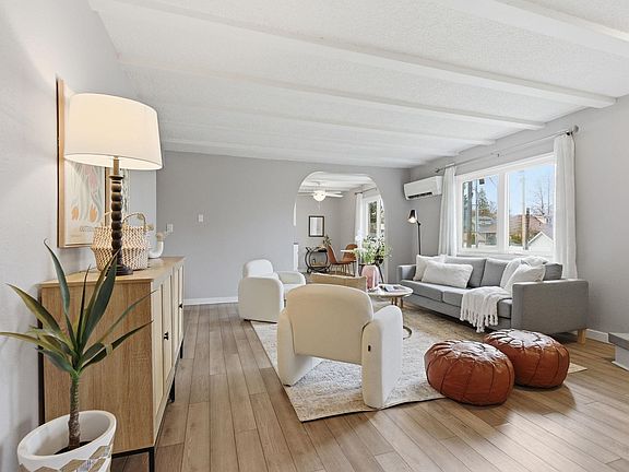 3rd image of 1716 N Pettet Dr APT 3
