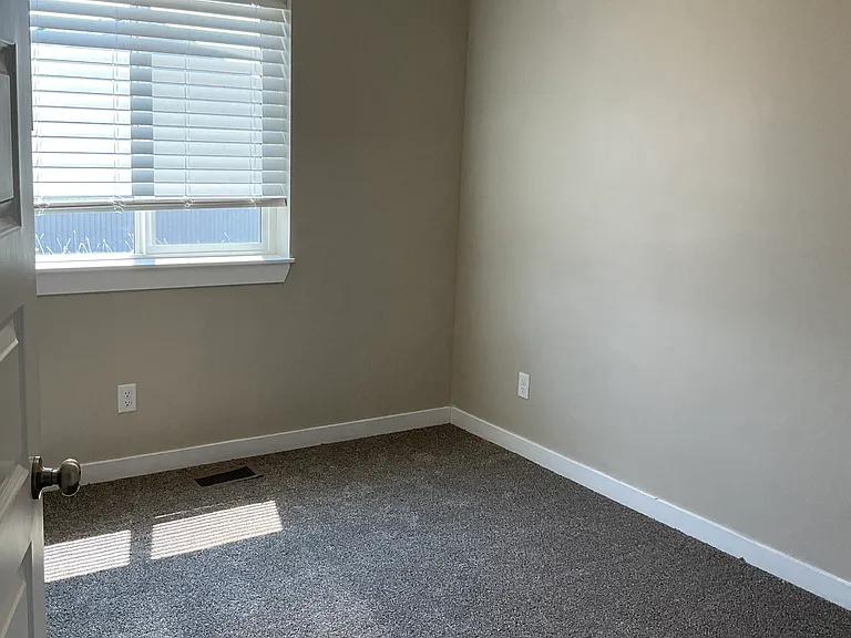 2886 Murwood — Photo 12
