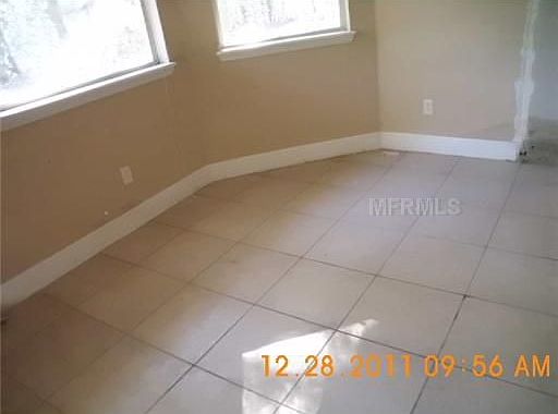 3rd image of 1446 Hamilton Ave