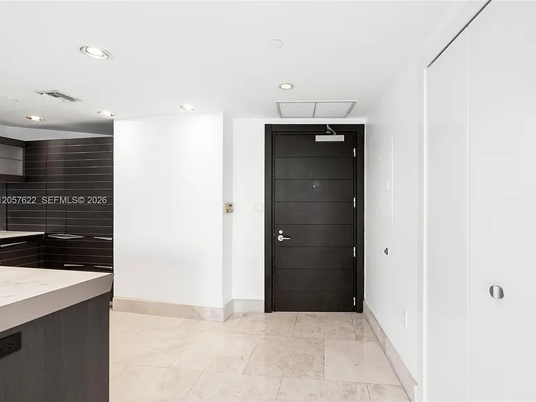200 Biscayne Boulevard Way #4004 — Photo 7
