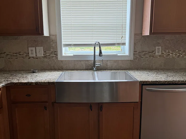 77 Stallion Way — Photo 5
