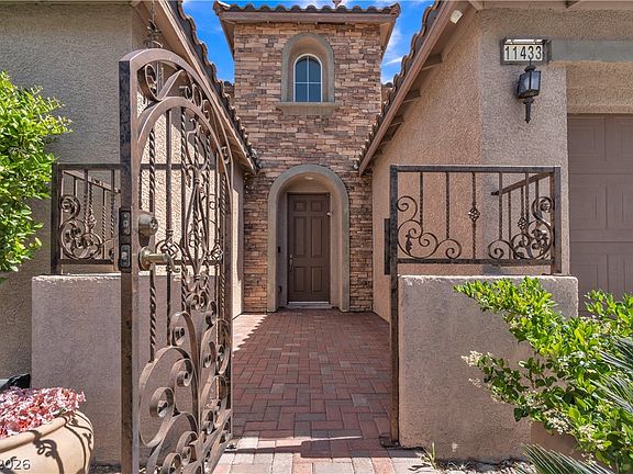 4th image of 11433 Valentino Ln