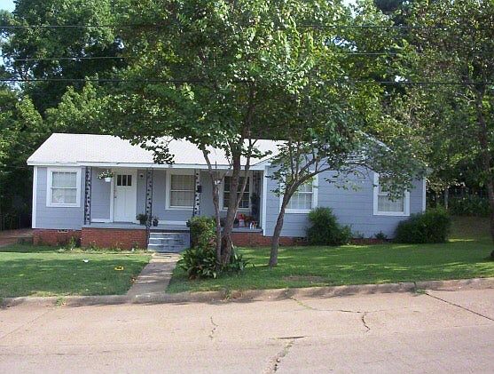1st image of 216 Bowie St APT 4