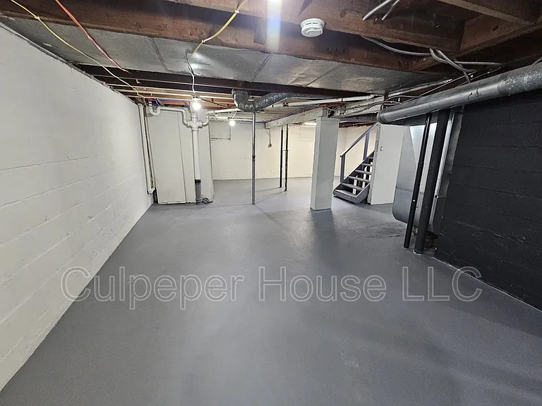 1046 Slater St — Photo 13