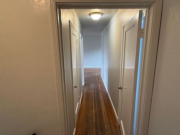 5th image of 400 33rd St #17992931