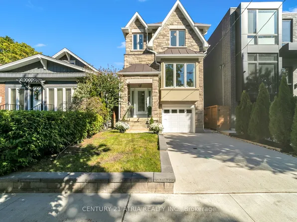 47 8th St, Toronto, ON M8V 3C2