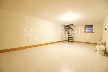 Rented by Street Realty Brokerage LLC