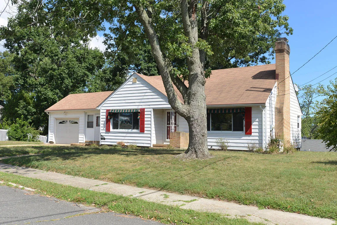 510 Berkeley Ln photo 1