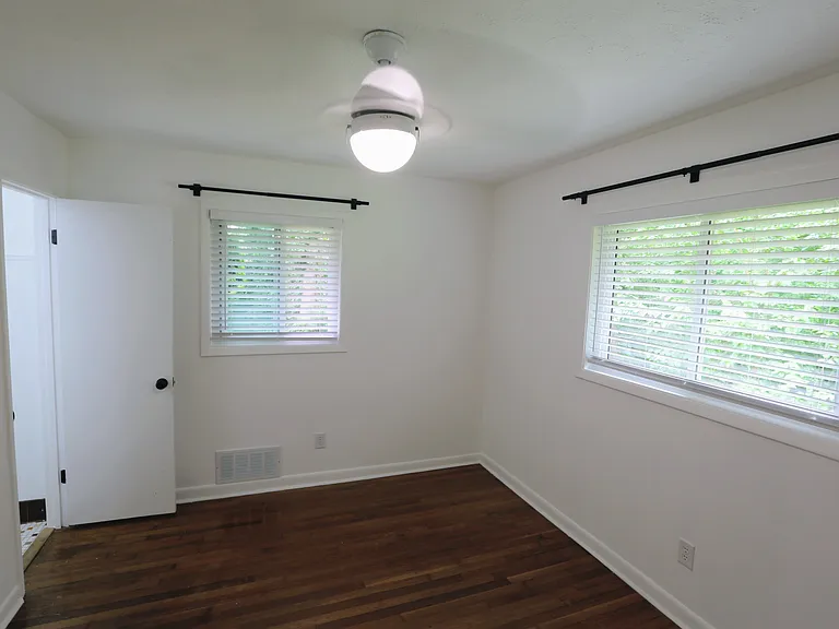 2180 Stockbridge Dr #A — Photo 6