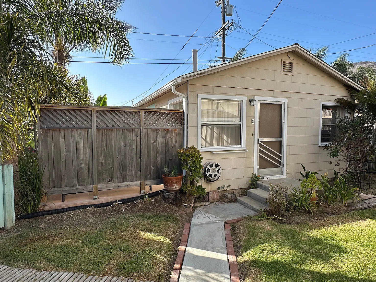 1 bed, 750 sqft, $2,500 — Photo 2
