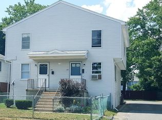 128 Cedar St, Springfield, MA 01105