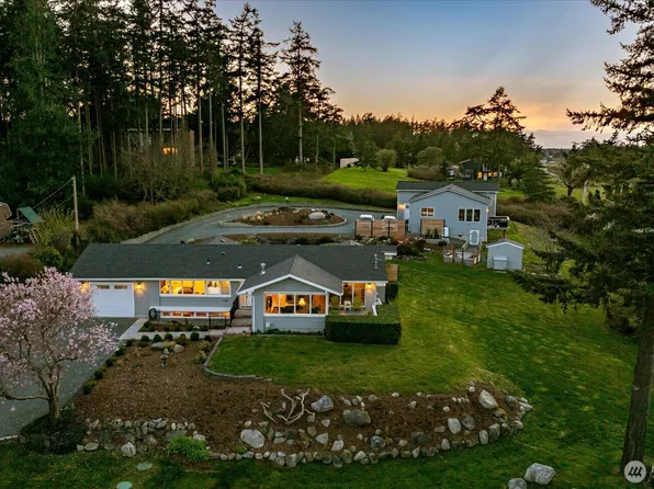 1387 Scenic Heights Road, Oak Harbor, WA 98277