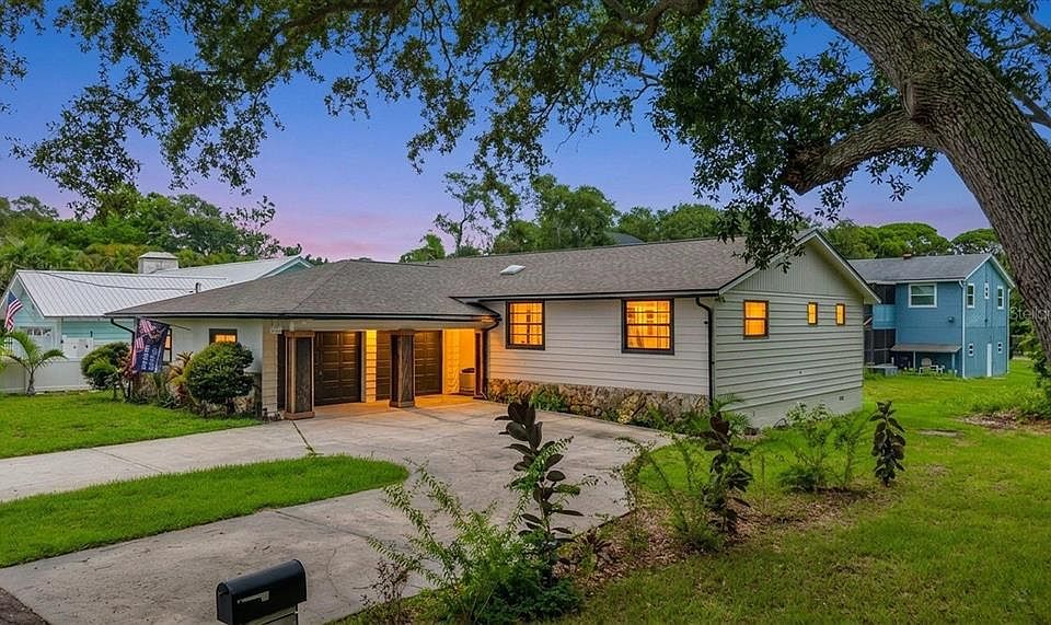 1st image of 12756 POINSETTIA AVENUE
