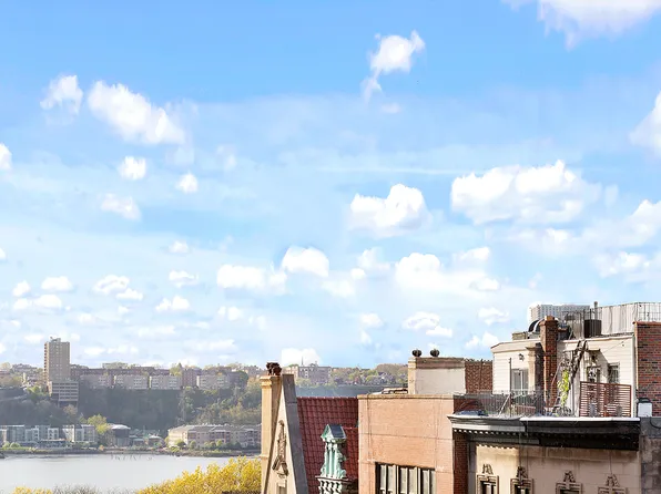 320 West 76th Street image 5 of 20