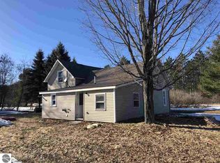 3526 Walton Rd, Kingsley, MI 49649