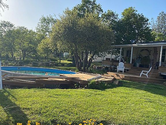 4th image of 16897 Robin Linda Ln