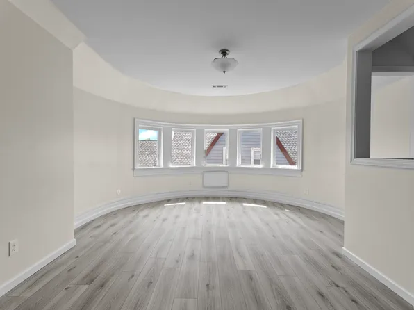 72 S Main St #3A, Wallingford, CT 06492