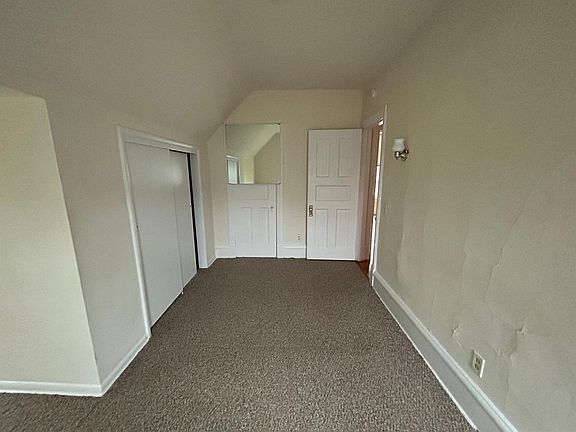 3rd image of 137 E Gorham St #17350355