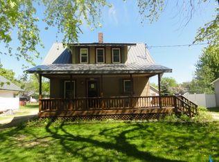 14106 Pine St, Osseo, WI 54758