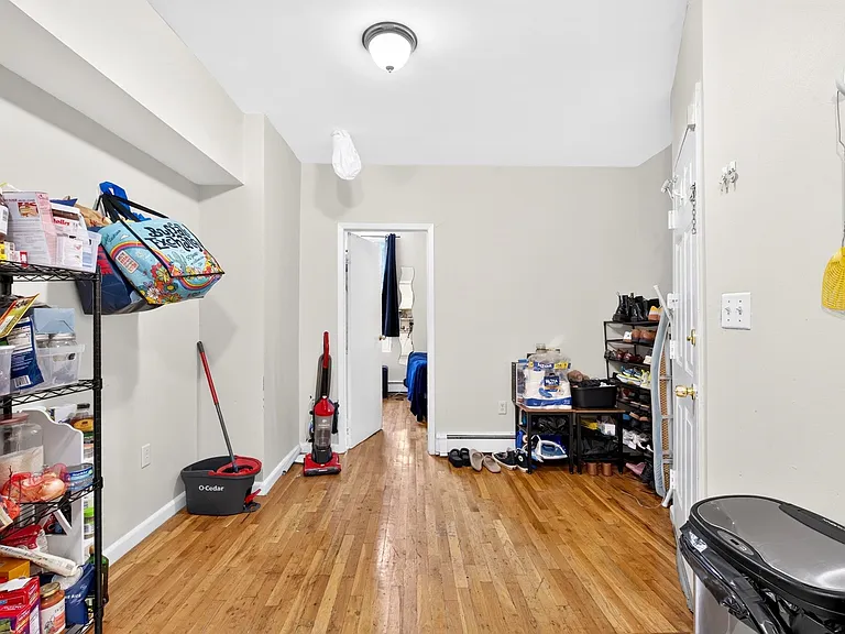 324 Monroe St #6 — Photo 7