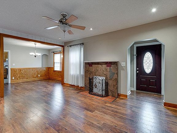 5th image of 4020 Norwood Ave