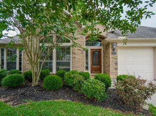 13613 Summer Cloud Ln, Pearland, TX 77584