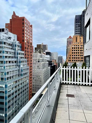 Rented by Olympia House Delaware LP | media 97