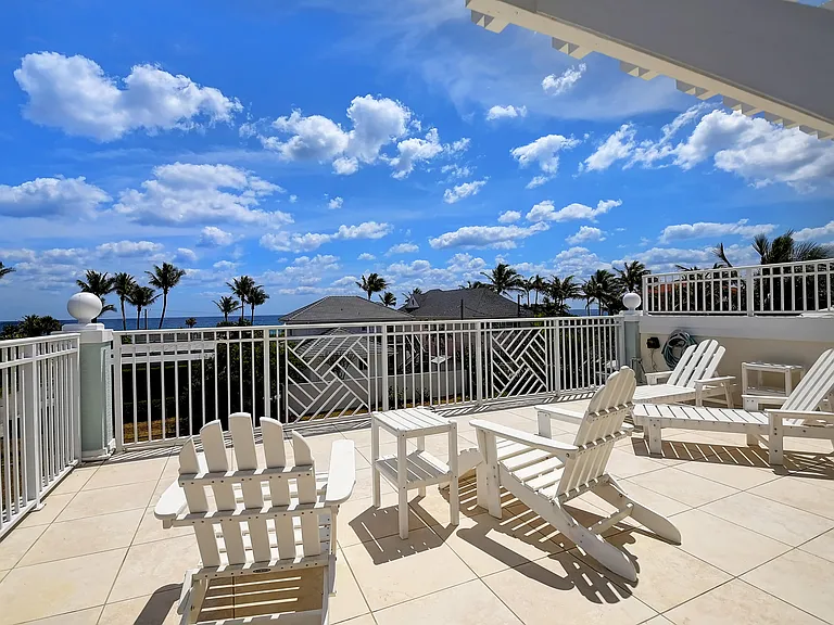 1120 Ocean Ter — Photo 40