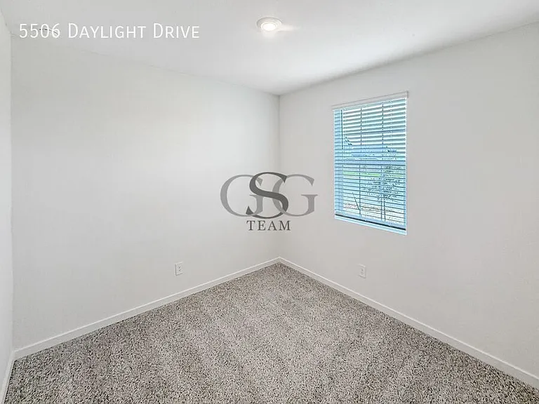 5506 Daylight Dr — Photo 26