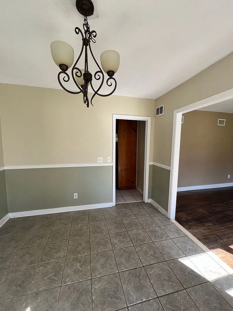 Cute three bedroom home in Shell point — Photo 4