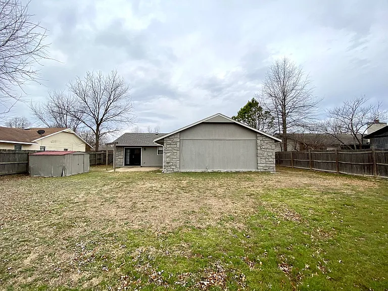 11473 S Emerson Pl — Photo 18
