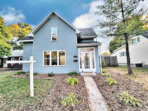 317 Park St, Kaukauna, WI 54130