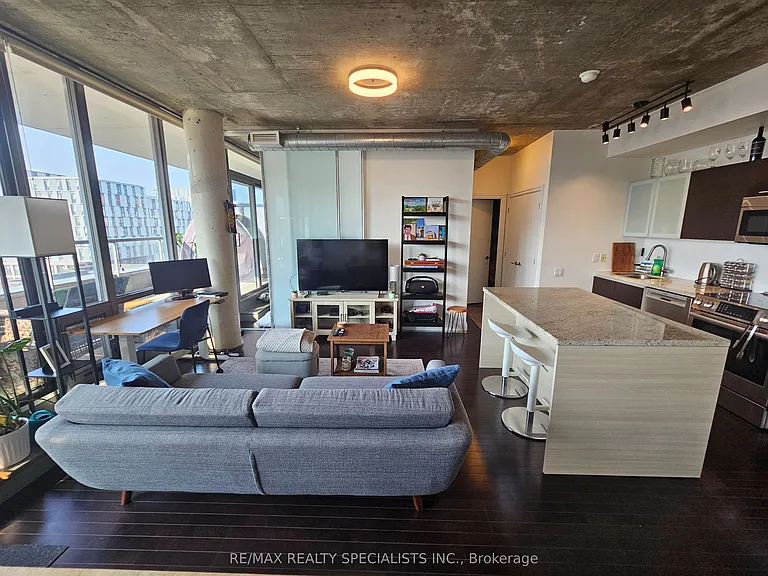 33 Mill St #806 — Photo 11