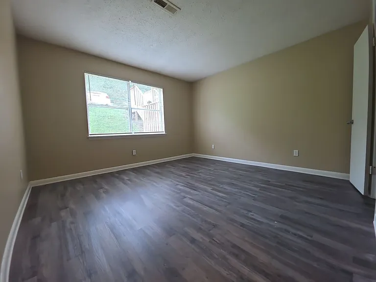 1406 Ascent Trl NW #B — Photo 5