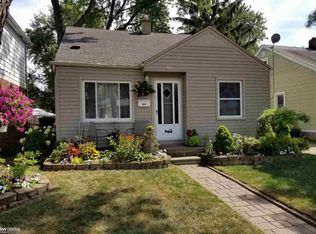 103 W Mapledale Ave, Hazel Park, MI 48030