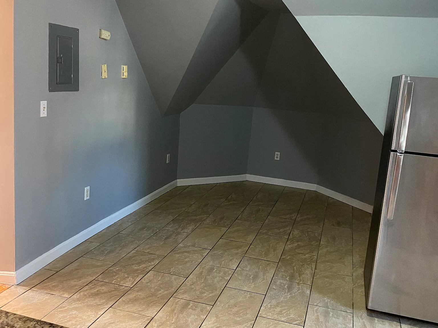 1 bed, 550 sqft, $2,100 — Photo 4