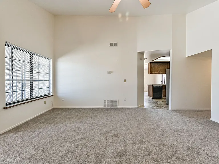 315 Reese St — Photo 16