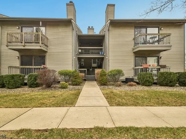 47 Sam Bonnell Dr, Union Twp., NJ 08809