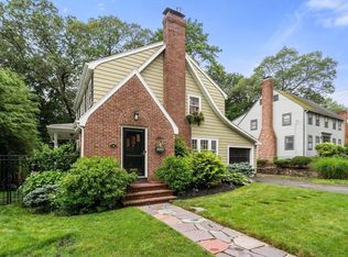 14 Sunset Rd, Wellesley, MA 02482