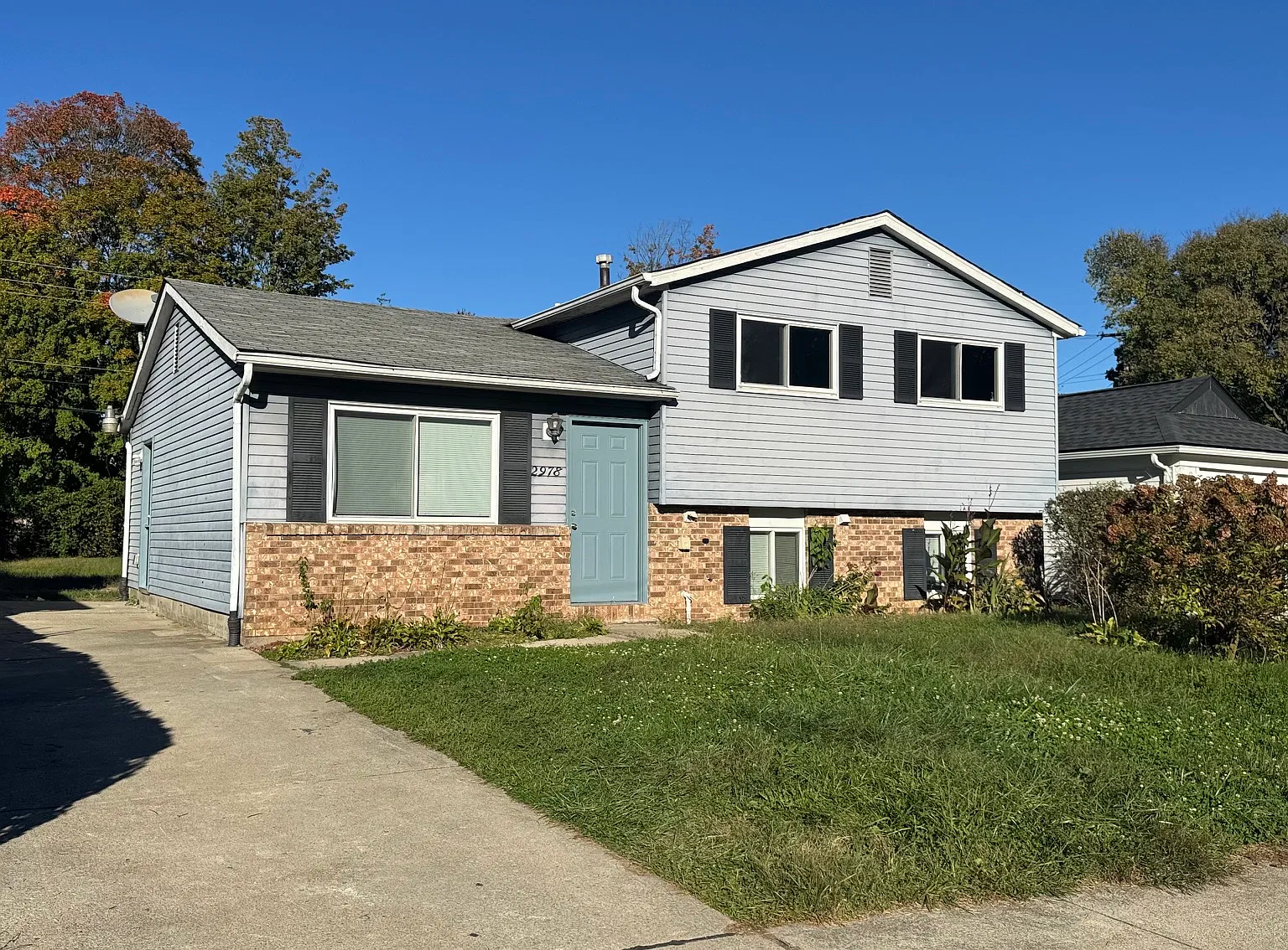 3 bed, 1350 sqft, $1,645 — Photo 1